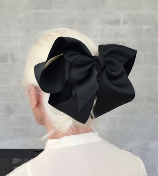 AMELIA - 22 cm. Sløjfe - Grosgrain